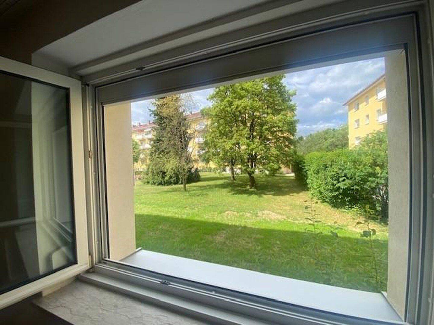 Schön geschnittene helle 2 Zimmer Wohnung in 81379 Sendling EG – Zeitmietvertrag!, 81379 München (Sendling Sendling-Westpark Thalk. Obersendl.-Forsten-Fürstenr.-Solln)