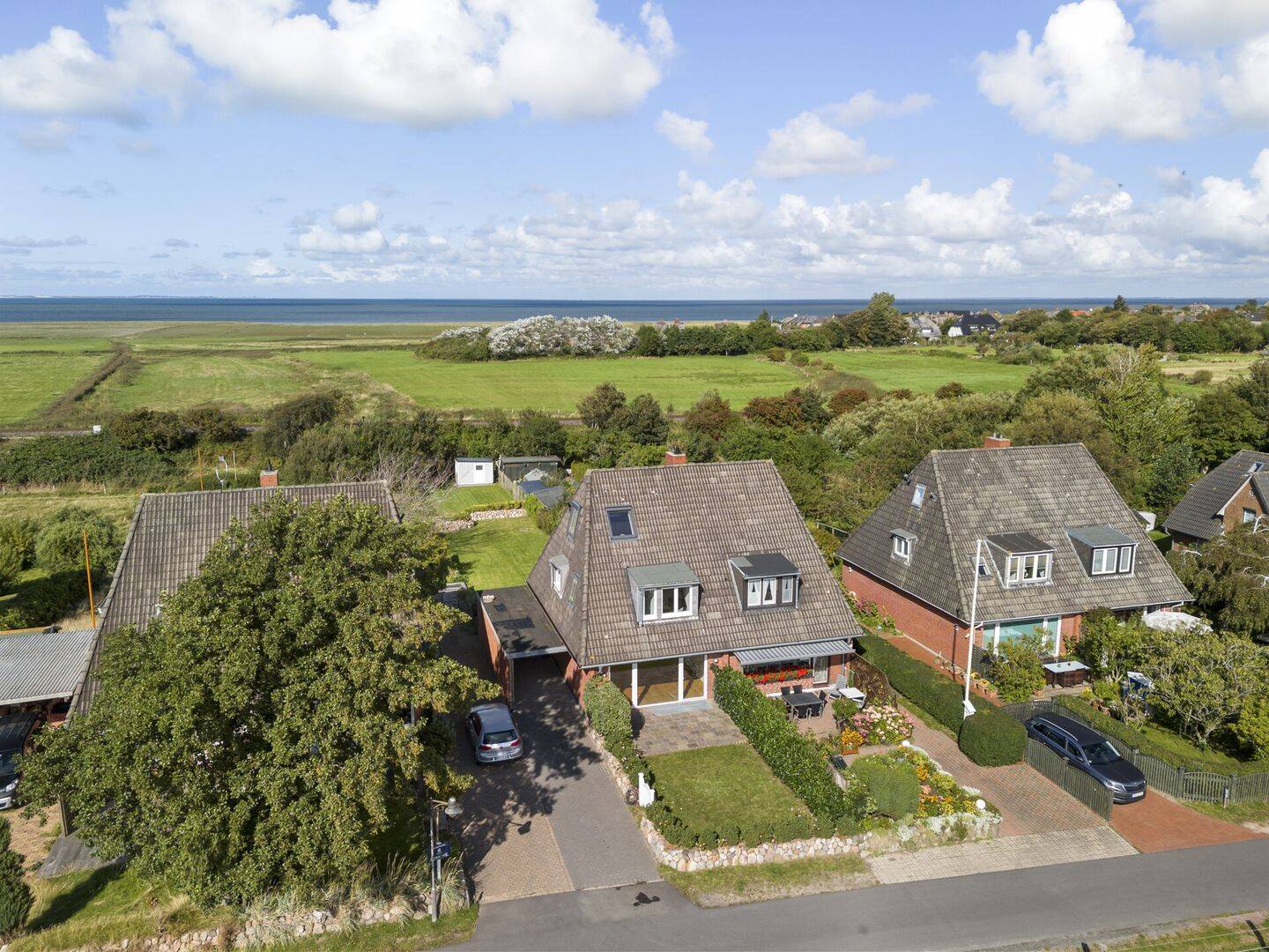 Helle und sanierte Doppelhaushälfte mit schönem Blick, 25980 Sylt