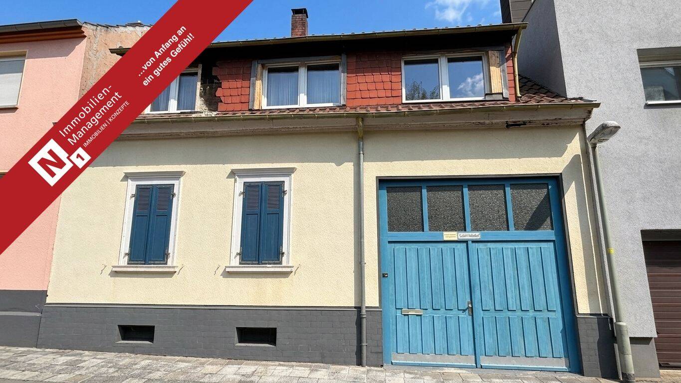 Zum Ausbau vorbereitetes Stadthaus mit Hof und Terrasse, 67655 Kaiserslautern (Innenstadt)