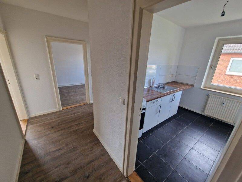 *Lust auf Veränderung? 2-Zimmerwohnung plus Mansarde ab sofort*, 24837 Schleswig