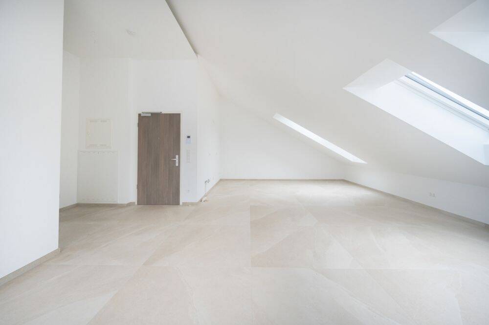 Exklusive Penthousewohnung in Veitshöchheim – provisionsfrei, 97209 Veitshöchheim
