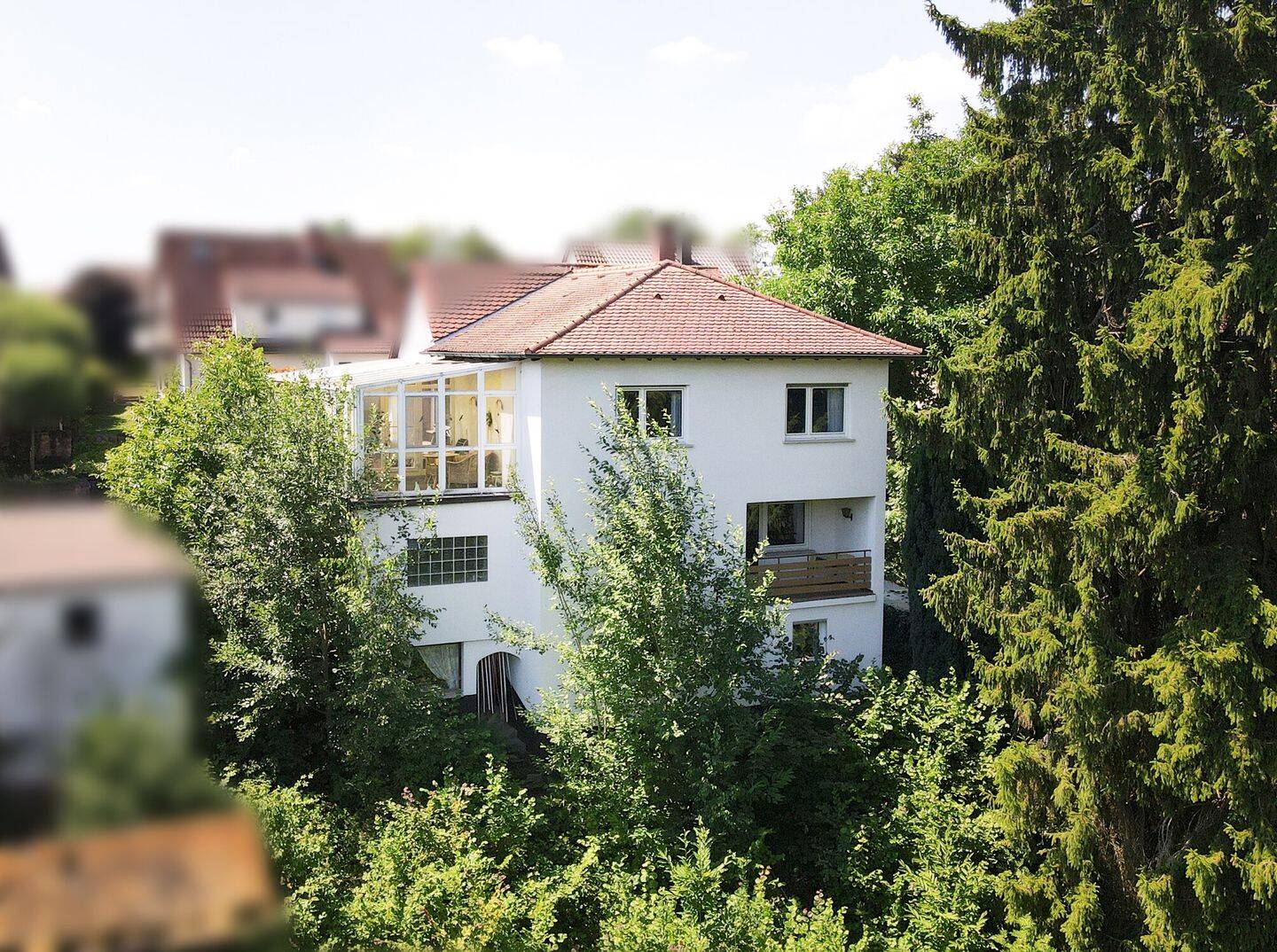 Michelstadt: Ein- Zwei-Familienhaus in ruhiger Seitenstraße mit großem Grundstück wartet auf Sie!, 64720 Michelstadt
