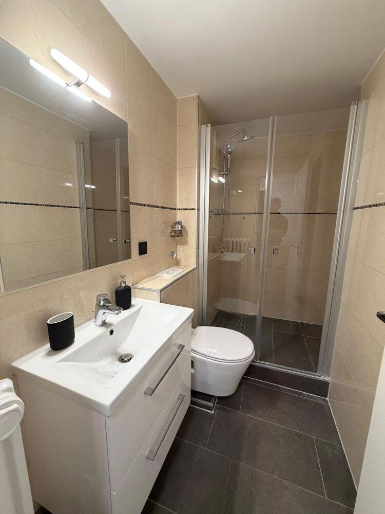 Zentrale Ringlage ! Saniertes und vollmöbliertes Appartement, 50672 Köln (Innenstadt-Nord Altstadt-Nord Neustadt-Nord)