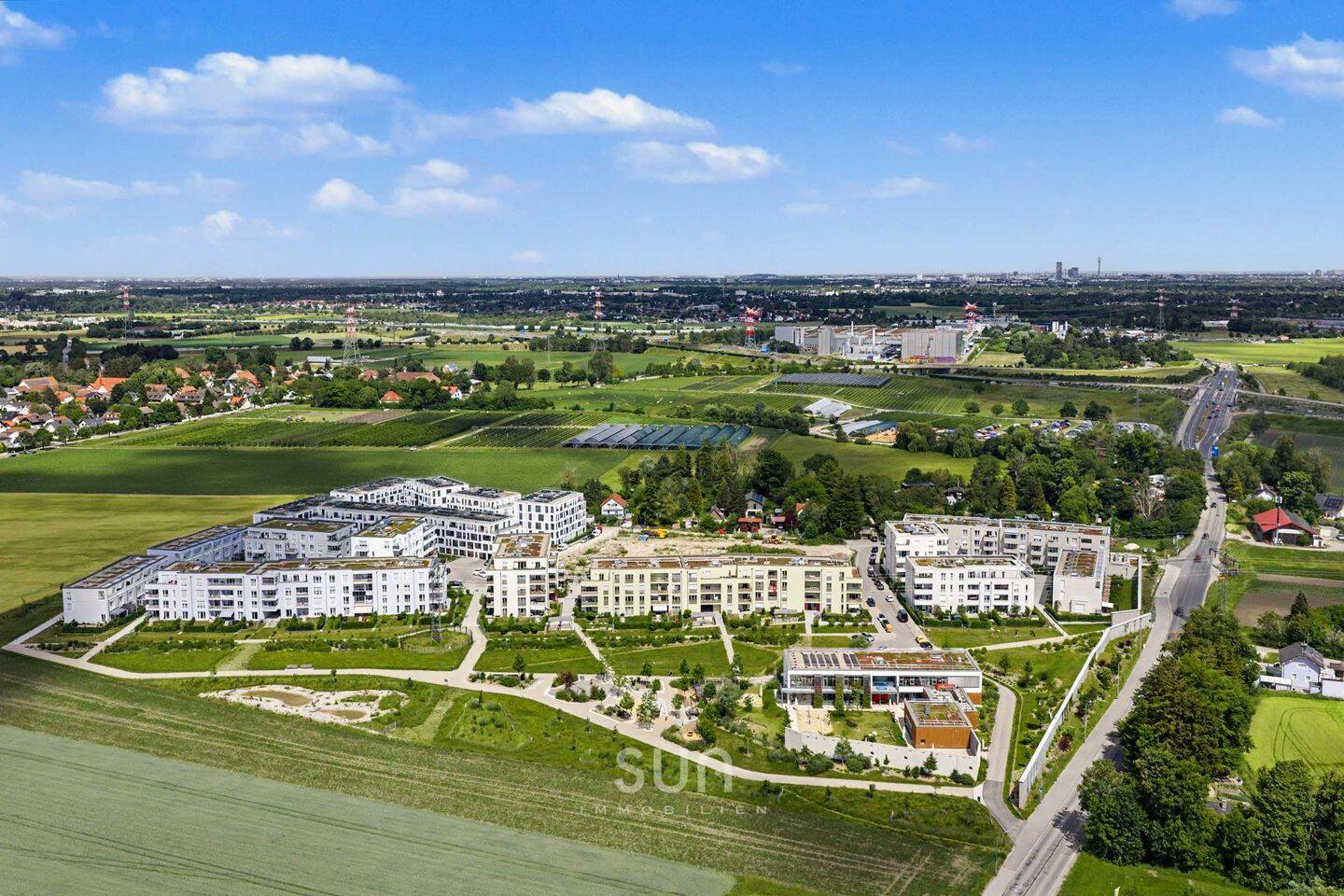 NEUWERTIGES REH mit hochwertiger VOLLAUSSTATTUNG, Garten, Wintergarten im NATURNAHEN Neubauquartier