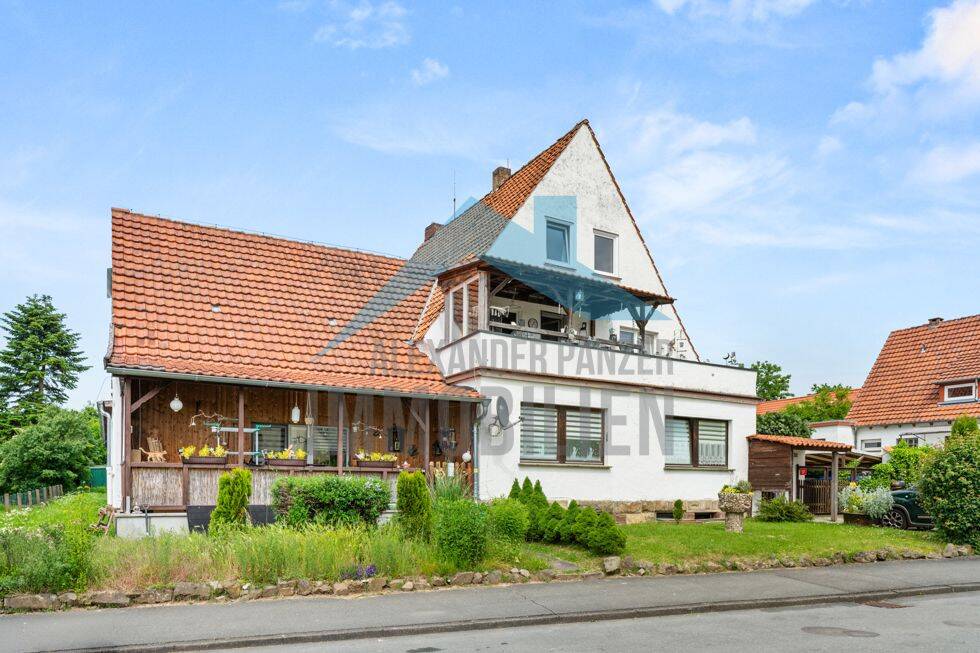 Wohnungspaket mit 8 Wohnungen in einem 9 Parteienhaus in Warburg, 34414 Warburg