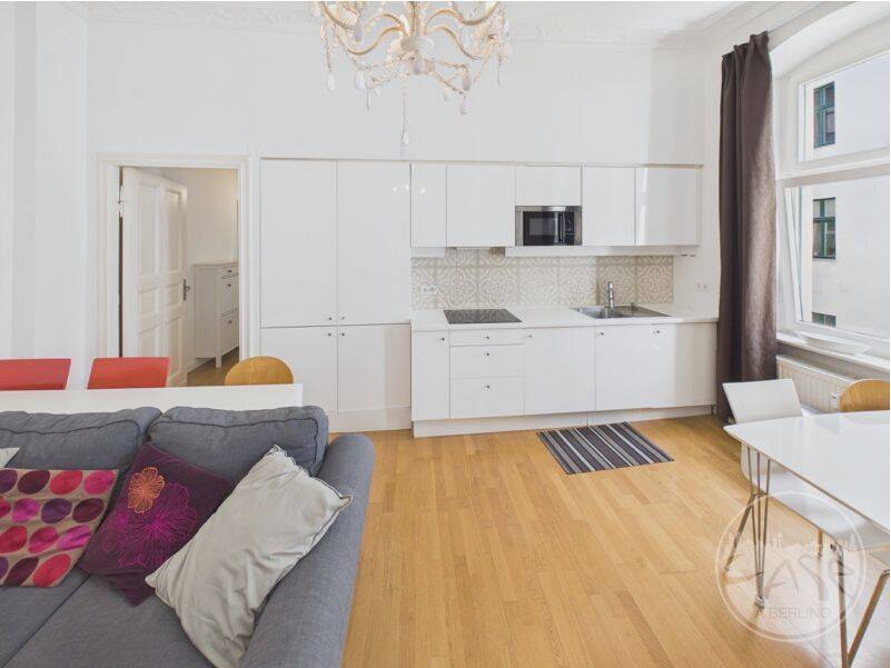 Helle 1,5-Zi-Altbauwohnung nahe Mauerpark und Schönhauser Allee, 10437 Berlin (Pankow Prenzlauer Berg)