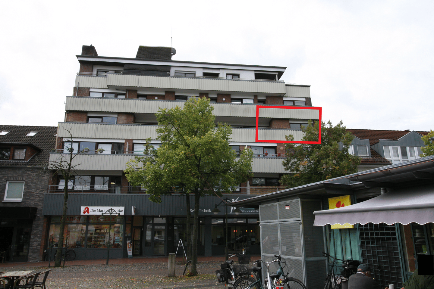 Zentral gelegene 2-Zimmer-Wohnung mit neuer moderner Einbauküche, 27356 Rotenburg (Wümme)