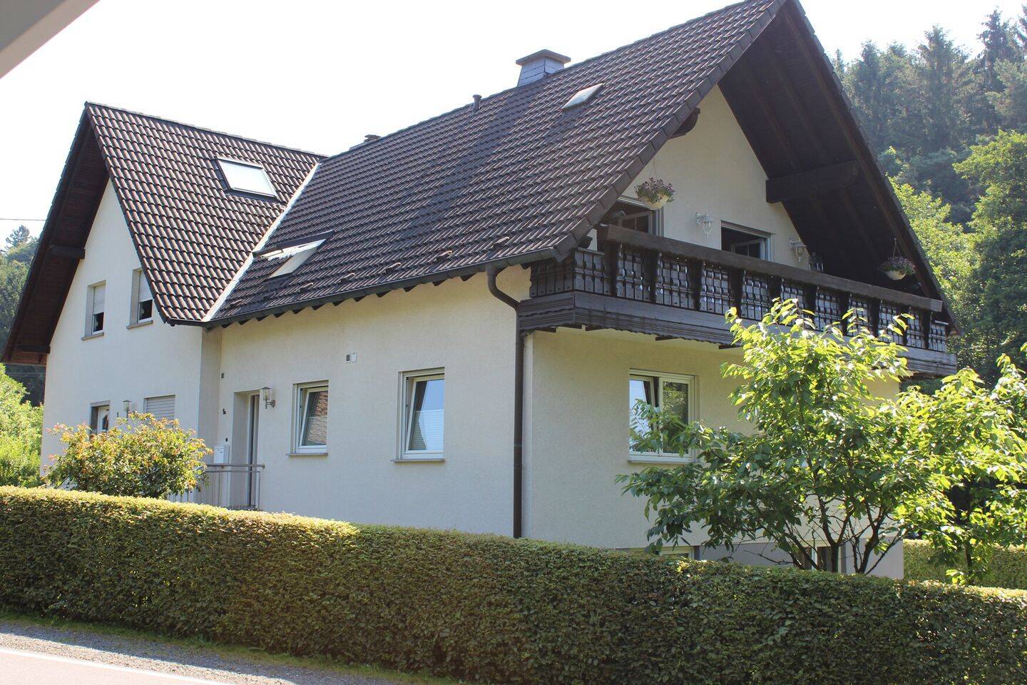 Gepflegtes Zweifamilienhaus in Waldbröl – Ideal für Familien und Investoren, 51545 Waldbröl