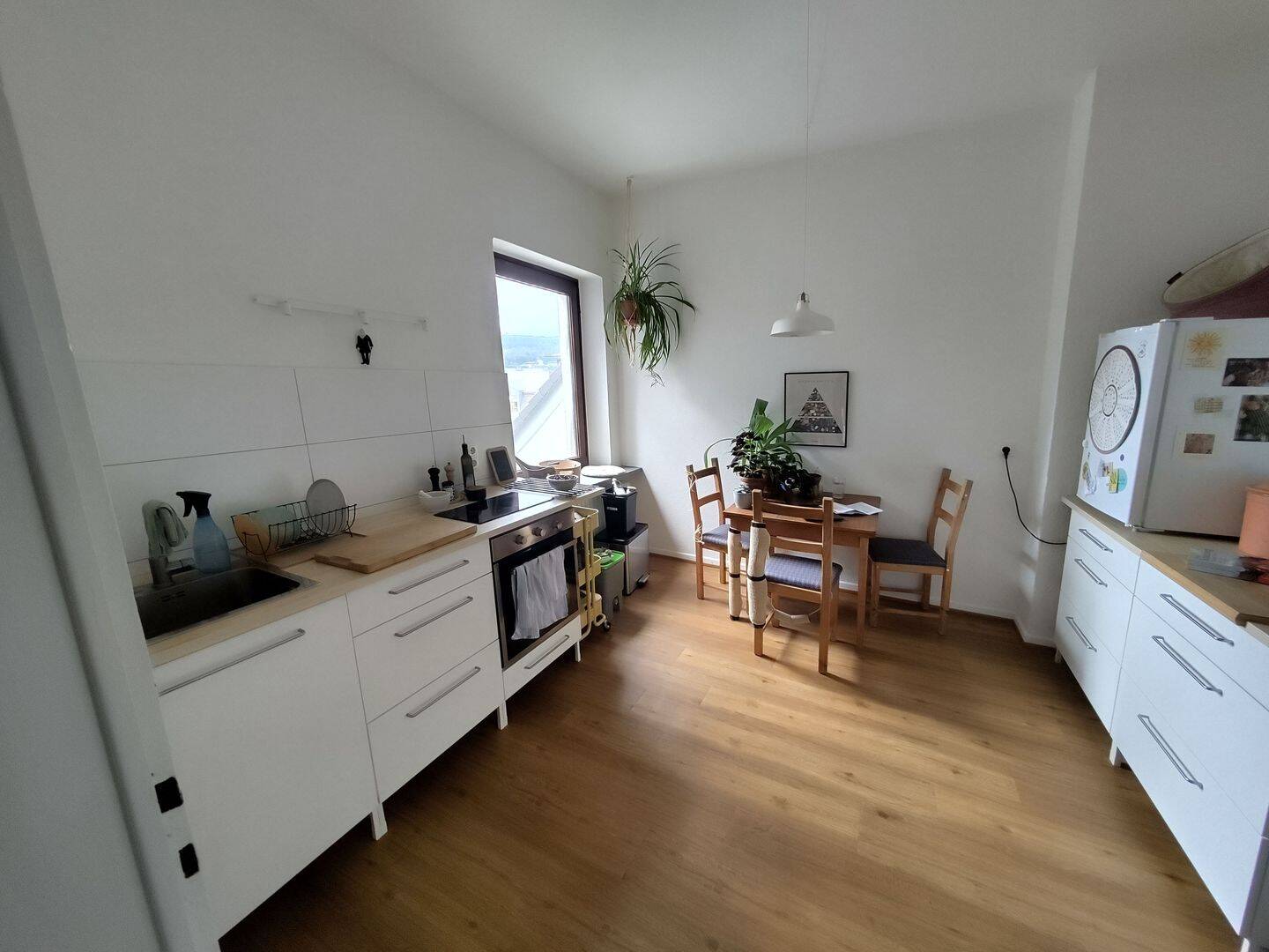 Helle Dachgeschosswohnung nahe Innenstadt