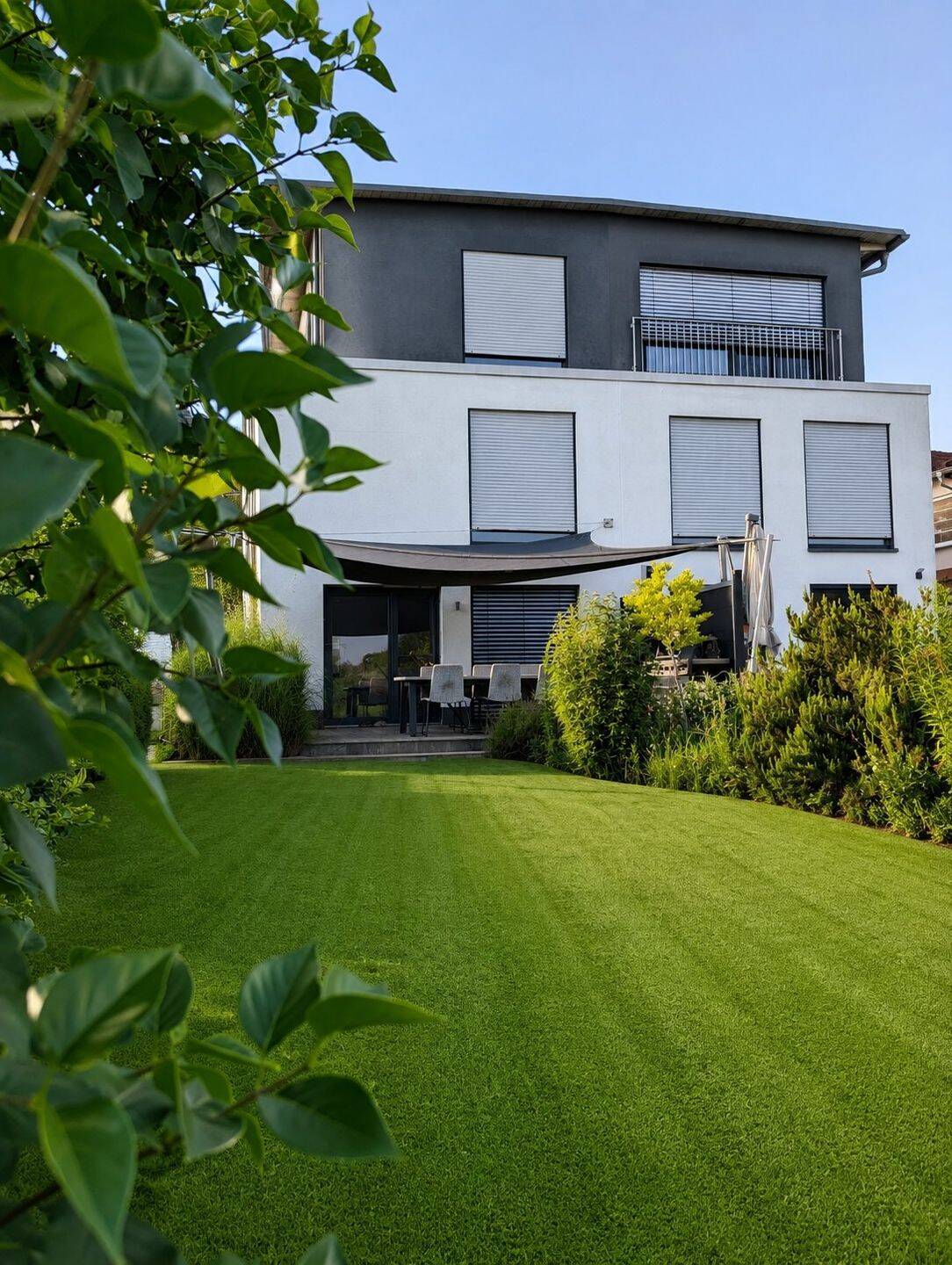 Moderne Doppelhaushälfte in Toplage-
Feldrandidylle mit Schlossblick, 64673 Zwingenberg
