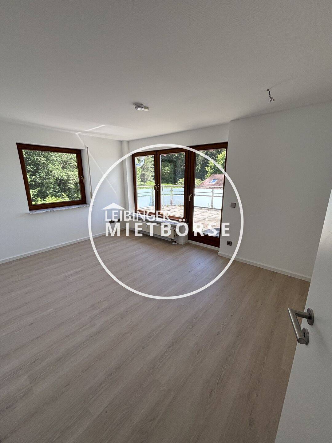 Renovierte Penthouse-Wohnung mit Blick über Tuttlingen, 78532 Tuttlingen
