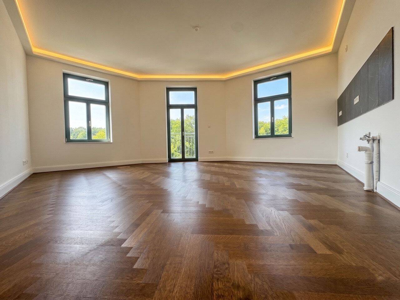 Jetzt aber! * Erstbezug * Parkett * Fußbodenheizung * Tageslichtbad * Wanne & Dusche * LED-Licht, 4177 Leipzig (Altlindenau Lindenau)