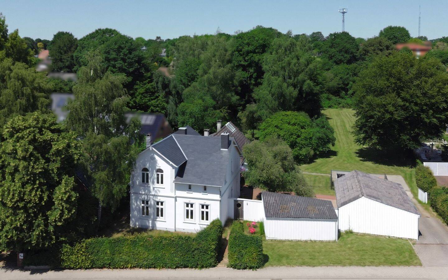 Zeitlose Architektur trifft auf vielseitige Nutzungsmöglichkeiten, 24576 Bad Bramstedt