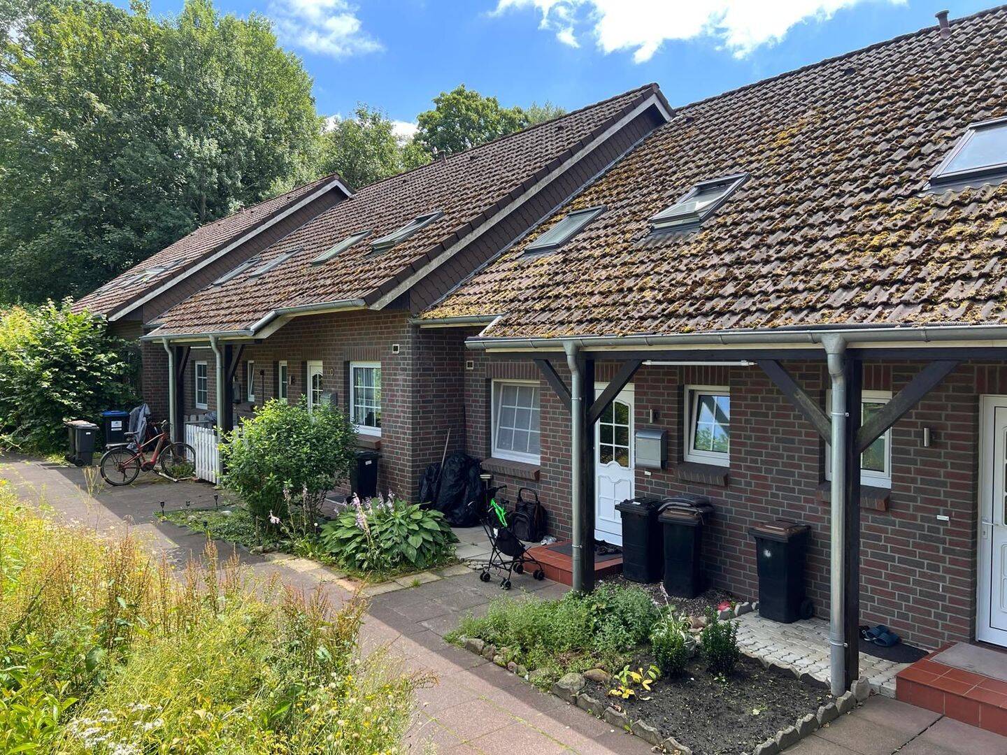 Reihenhaus in Hemmoor – Familienfreundliches Wohnen mit Terrasse und Fußbodenheizung, 21745 Hemmoor