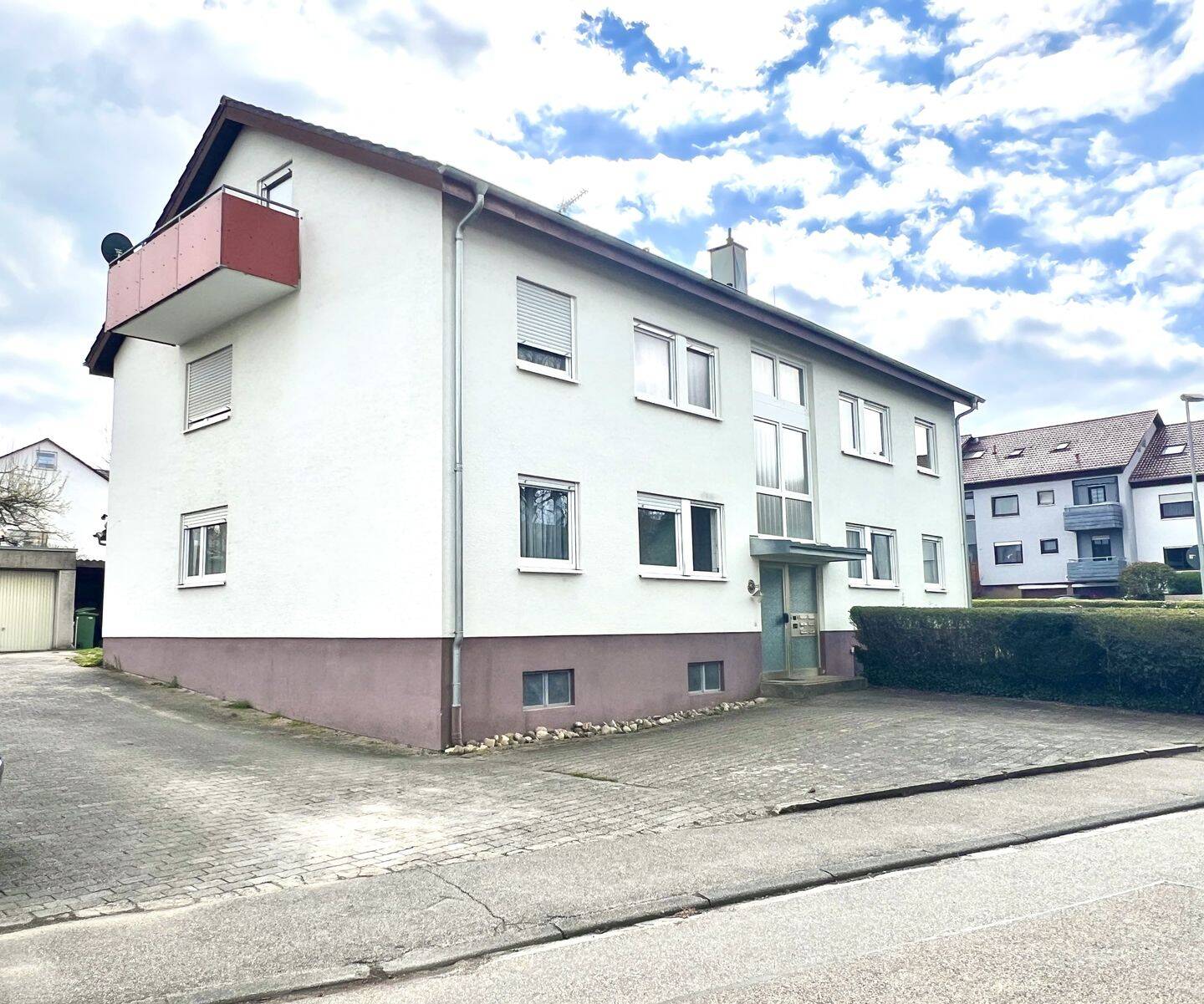 Attraktive Erdgeschosswohnung mit Balkon in ruhiger Lage von Oberderdingen, 75038 Oberderdingen