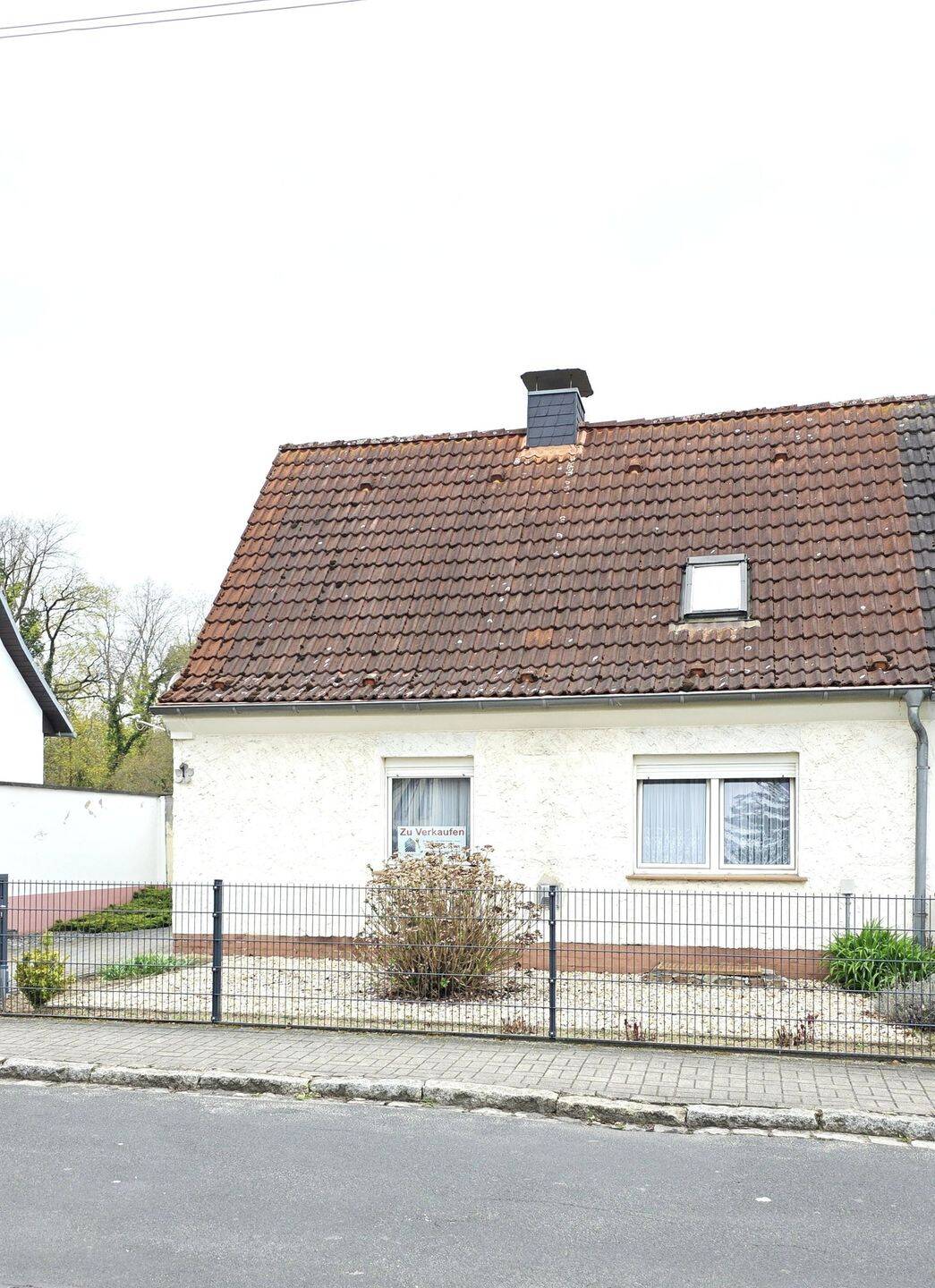 sanierungsbedürftige Doppelhaushälfte in begehrter Lage in Roßlau, 6862 Dessau-Roßlau