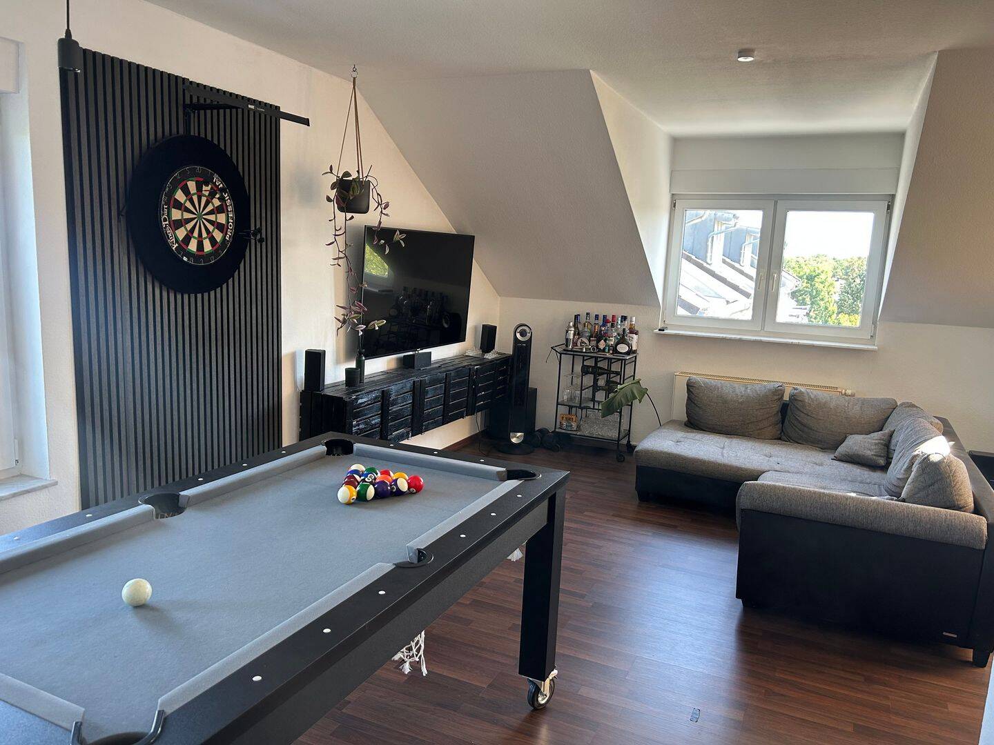Möblierte Wohnung, 60388 Frankfurt am Main (Bergen-Enkheim Seckbach)