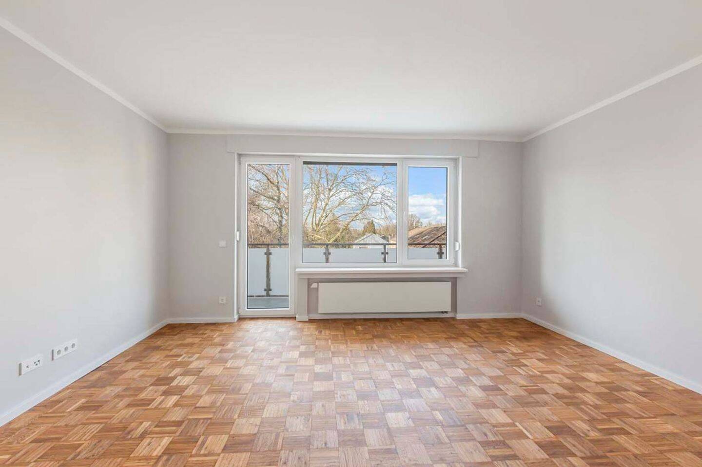 Bezugsfreie 2-Zimmer Wohnung mit Balkon und Einbauküche in Mülheim an der Ruhr, 45473 Mülheim an der Ruhr