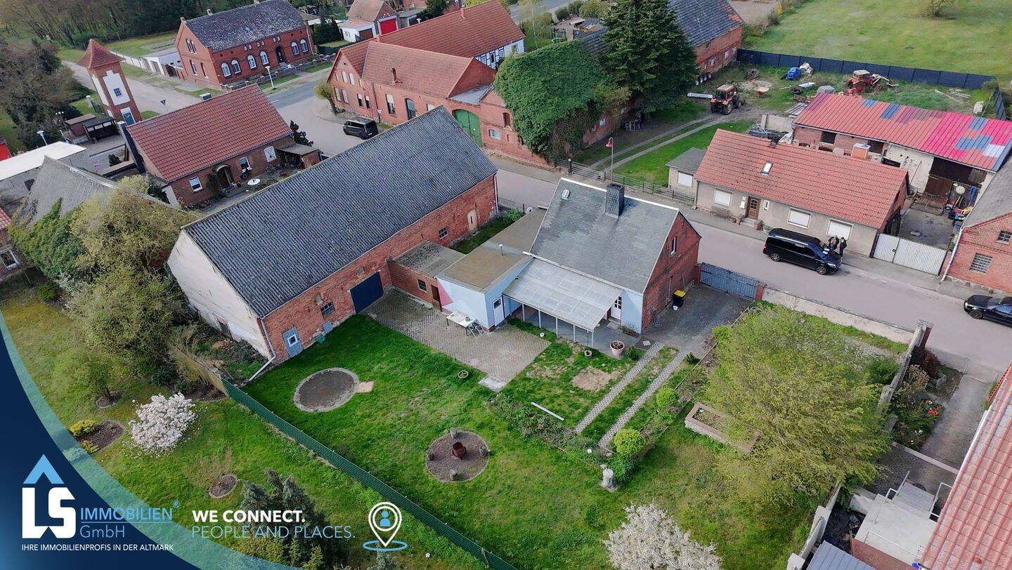 Viel Platz zum Leben & Arbeiten – Einfamilienhaus mit großer Scheune in Grobleben bei Tangermünde, 39579 Rochau