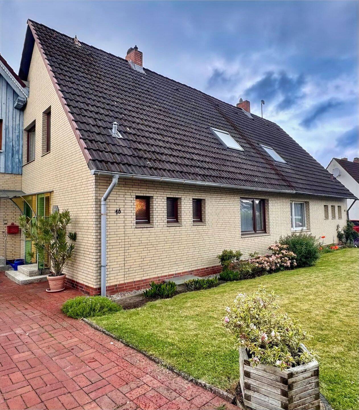 Familienglück mit Gartenidylle, 23843 Bad Oldesloe