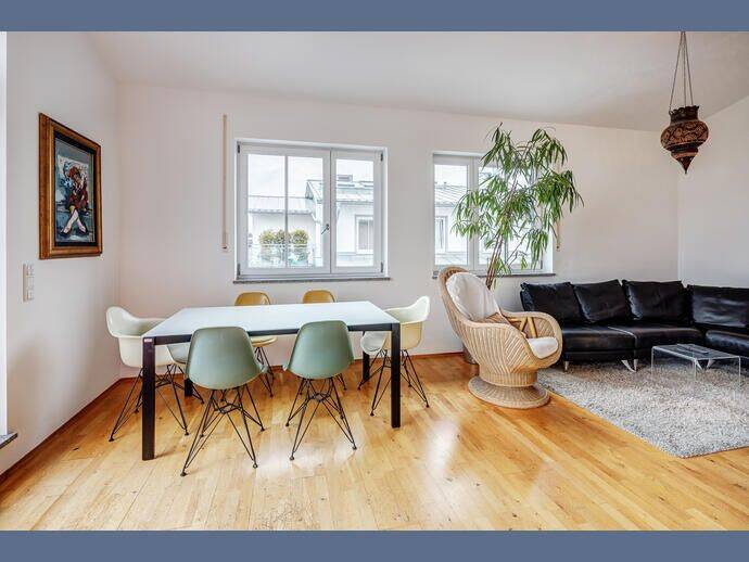 Möbliert: Möblierte Dachterrassenwohnung in Fürstenried, 81475 München (Thalk. Obersendl.-Forsten-Fürstenr.-Solln)