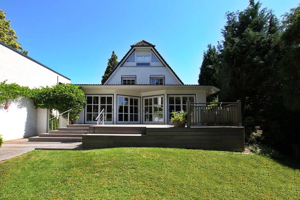Großzügiges Einfamilienhaus in begehrter Lage von Poppenbüttel!, 22391 Hamburg (Wandsbek)