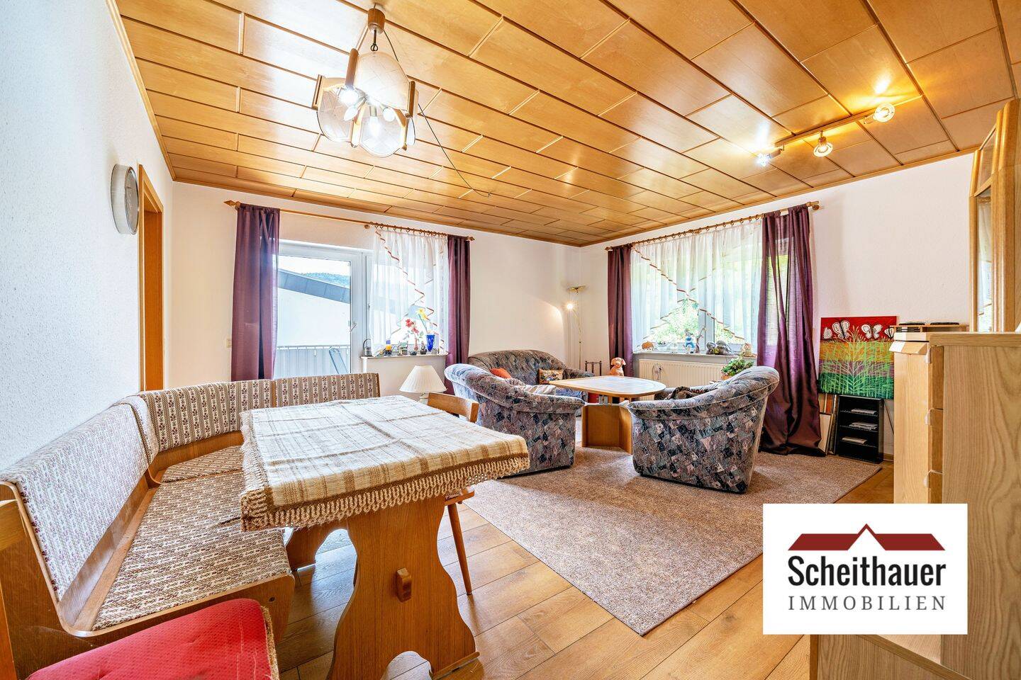 Gepflegte 2-Zimmer-Wohnung mit Balkon und Carport in Binau, 74862 Binau
