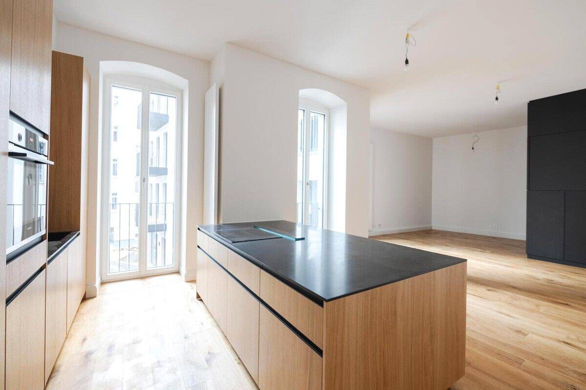 Ruhiges Berliner Hofgarten-Apartment mit Altbaufeeling und erstklassiger Ausstattung, 10115 Berlin (Mitte Wedding)