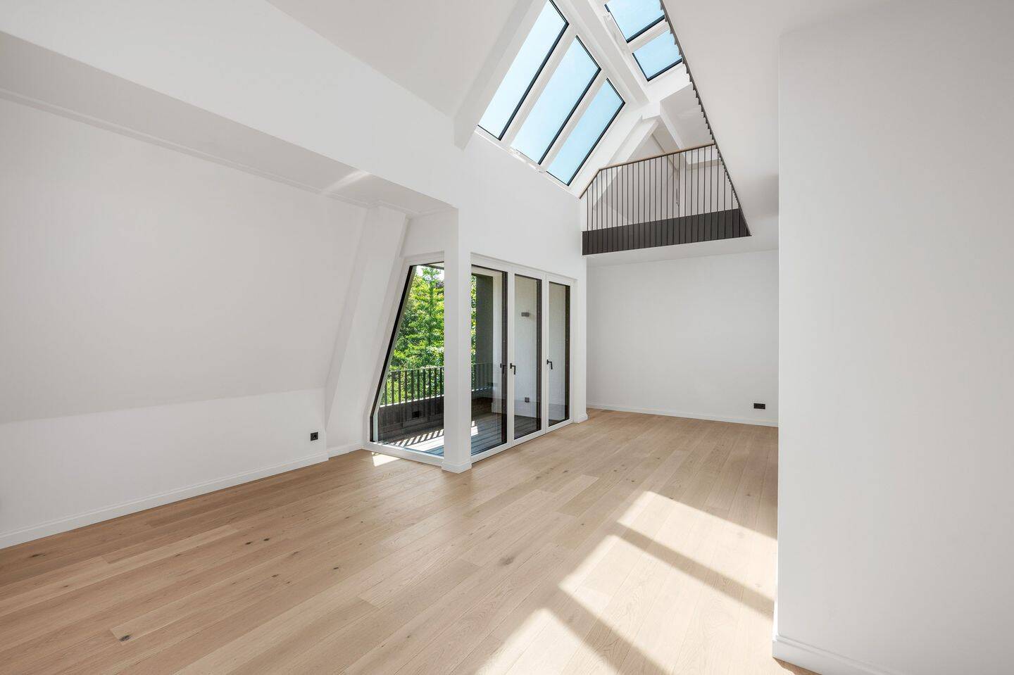 Großzügige Maisonettewohnung mit offenem Wohnkonzept und Gartenbereich, 22607 Hamburg (Altona Bahrenfeld Groß Flottbek Nienstedten Othmarschen)
