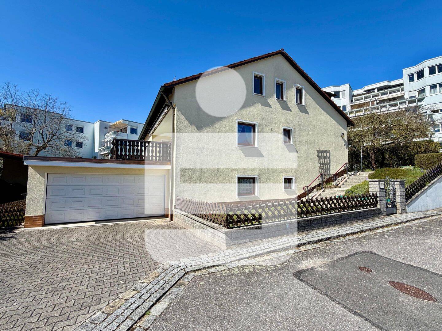 Stadt- und naturnah Wohnen für die ganze Familie! Zweifamilienhaus in Amberg, 92224 Amberg