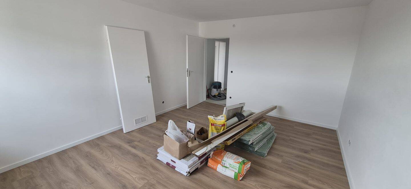 Kernsanierte 2 Zimmer – Wohnung ab sofort, 90449 Nürnberg (Gebersdorf Neuröthenbach Röthenbach bei Schweinau)
