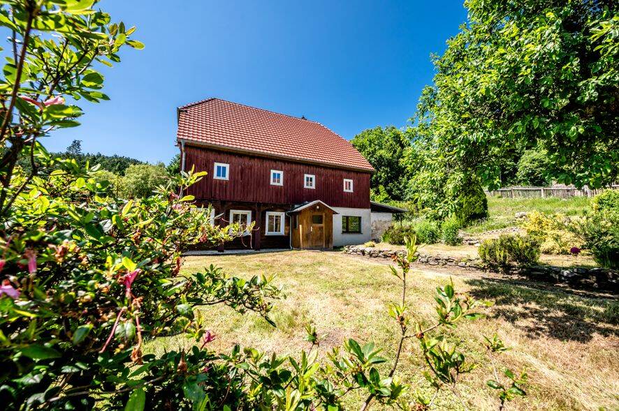 Einfamilienhaus in kleiner Anliegerstraße am Ortsrand von Oybin, 2797 Oybin