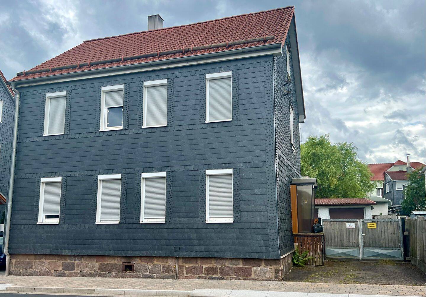 Zweifamilienhaus in Gräfenroda, 99330 Geratal (Gräfenroda)