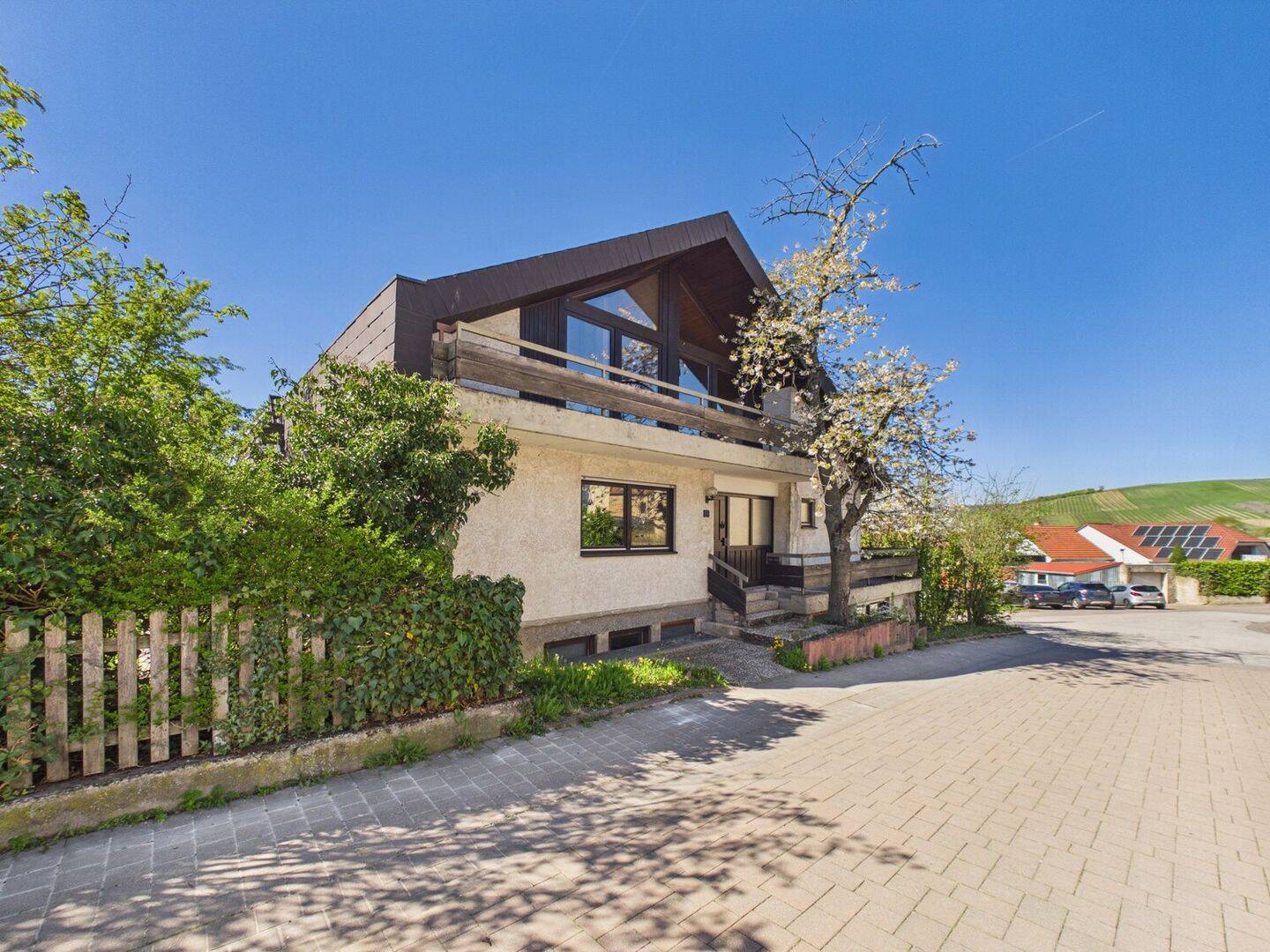 Rarität mit Charakter: Sanierungsbedürftiges Architektenhaus mit viel Raum und Potenzial, 55459 Aspisheim