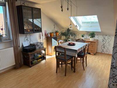 Möblierte 2-Zimmer-Wohnung zu vermieten mit Einbauküche, Garage, Garten und Kellerraum., 90518 Altdorf b. Nürnberg