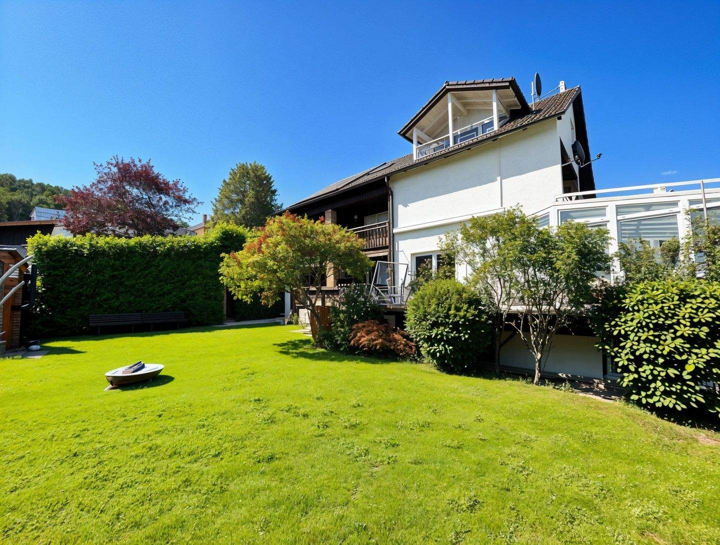 Goldgrube mit Zukunft: MFH + Grundstück für Ihren Anbau! PV Anlage mit Speicher 10 KW, 92421 Schwandorf