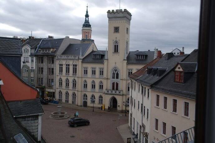 2,5 Zi. Neubau, a. Rathaus m. Lift u. Balkon, 7973 Greiz