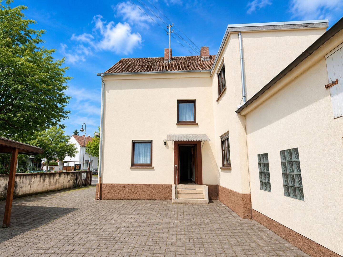 Einfamilienhaus mit großem Garten und vielseitigen Nutzungsmöglichkeiten in Ludwigshafen, 67067 Ludwigshafen am Rhein (Gartenstadt Maudach Rheingönheim)