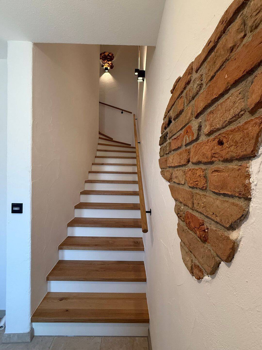 Erstbezug 2 Zimmer 75qm Dachgeschoss, 83104 Tuntenhausen