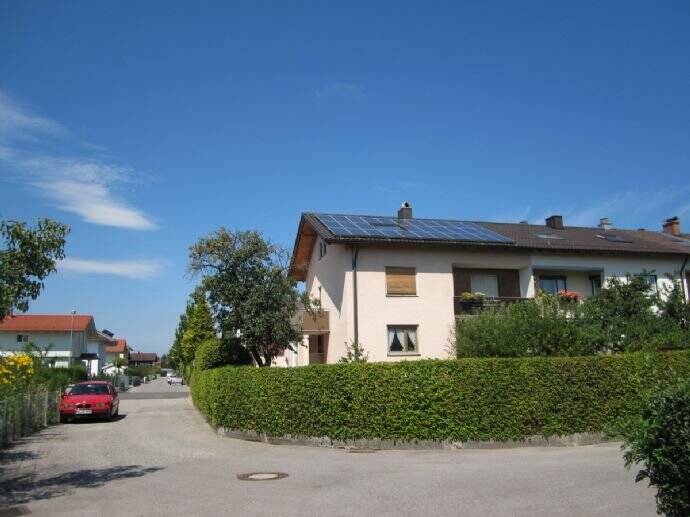 Rosenheim-Nord, kleine 3-Zi-Whg., 64 m2, befristet für 9–10 Monate. Ideal für Hausbauer, Sanierer, Studenten oder Personen in Übergangsphasen, 83022 Rosenheim (Happing Innenstadt Ost Süd West)