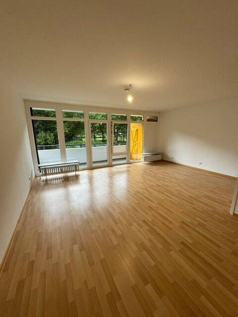 Atemberaubende modernisierte 2-Zimmer Wohnung in Hamburg (22297), 22297 Hamburg (Hamburg-Nord Alsterdorf Barmbek-Nord Groß Borstel Winterhude)