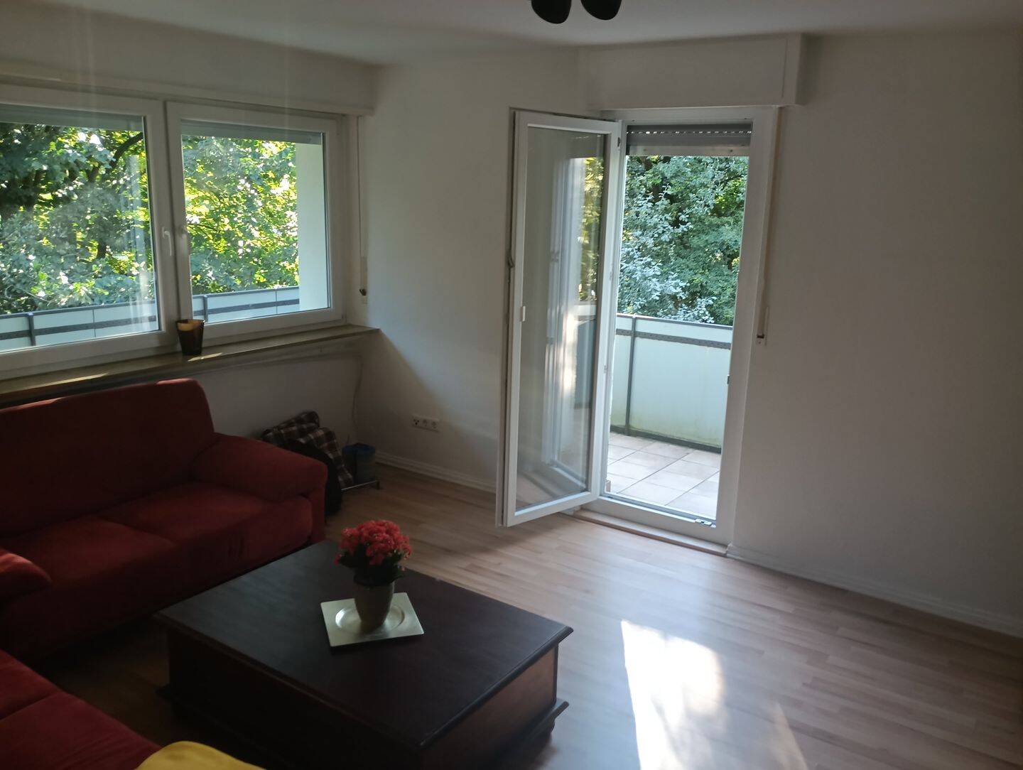 Helle 3-Zimmer-Wohnung mit großem Balkon in Baden-Baden, 76530 Baden-Baden (Ebersteinburg Innenstadt Lichtental Varnhalt Weststadt)