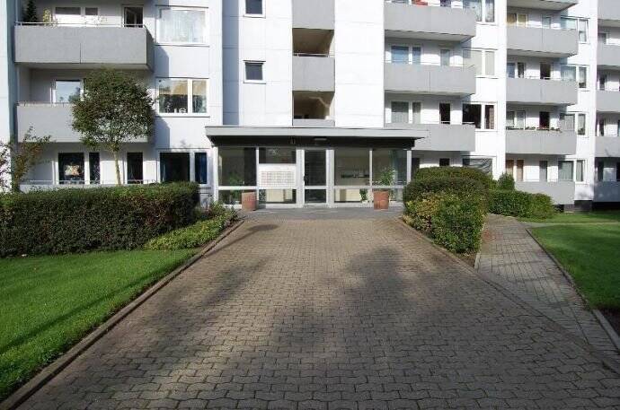 2 Zimmer-Wohnung ca. 50 qm, 9 Etage Süd-Ostlage, mit großem Balkon., 24943 Flensburg (Engelsby Fruerlund Jürgensby Sandberg Tarup)