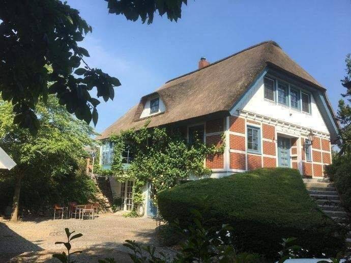 Glückstadt / Elbe – möblierte 1,5 Zimmer Wohnung mit Terrassennutzung (Einliegerwhg) – Grenzritt 15, 25348 Glückstadt