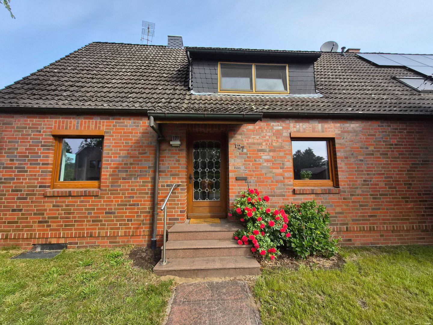 Saniertes Einfamilienhaus mit Garten, Wärmepumpe und 2 Bädern, 27283 Verden (Aller)