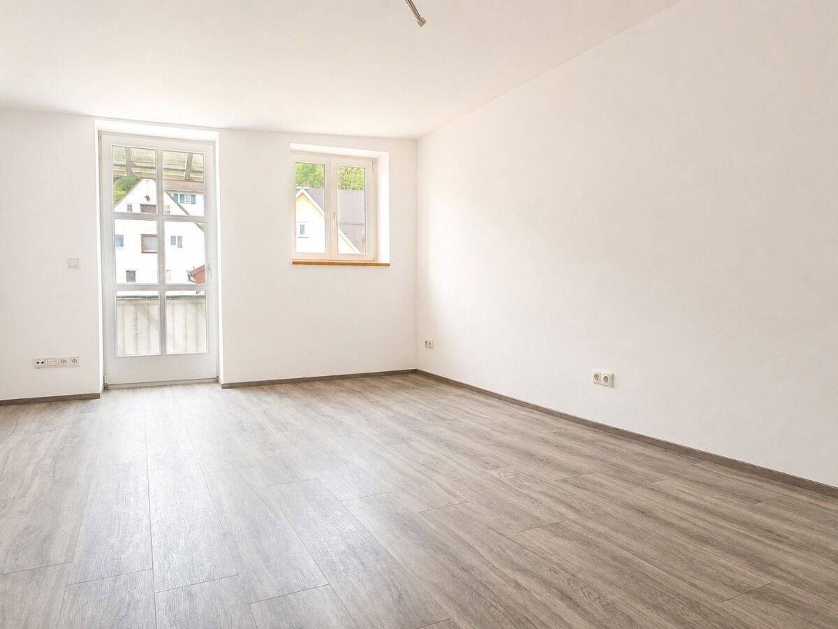 Wunderschöne 3-Zimmer-Wohnung, 3.OG in der Altstadt zu vermieten, 75m², mit Balkon, Bodenheizung, 87600 Kaufbeuren