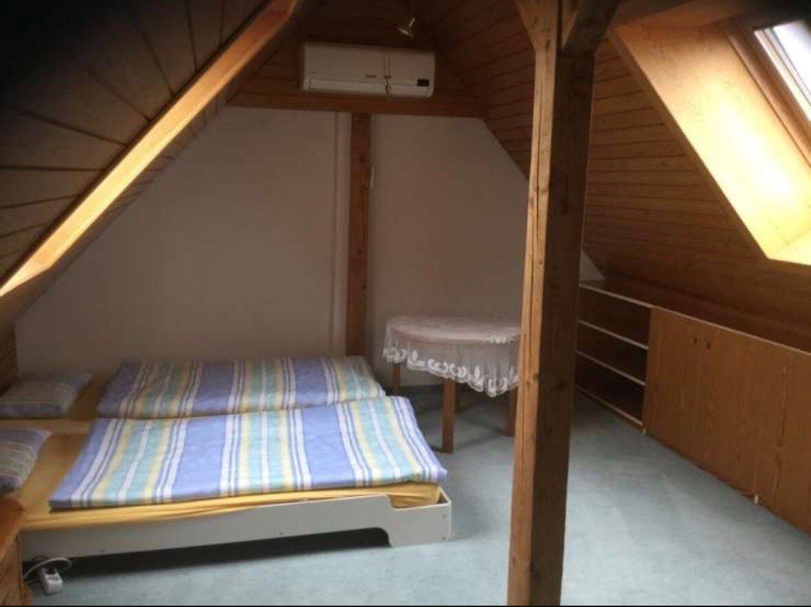 WG-Zimmer, 1 Zimmer, 20 m², in Stuttgart, 70374 Stuttgart (Bad Cannstatt Sommerrain)