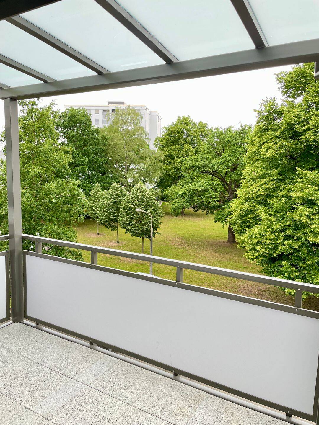 Gut geschnittene 3-Zimmer-Wohnung mit Blick ins Grüne, 90473 Nürnberg (Langwasser)