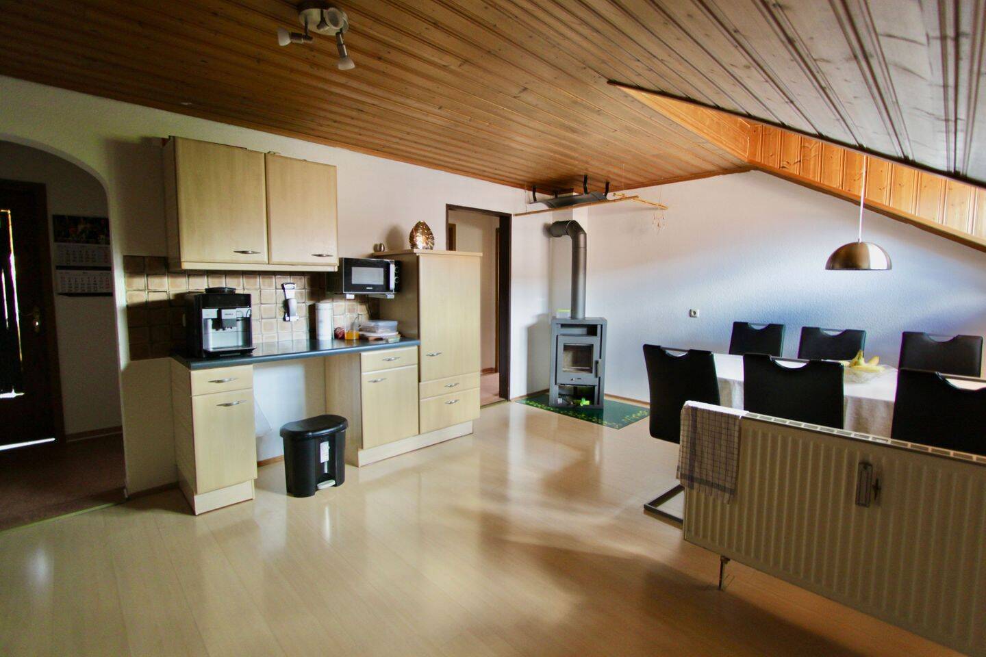 3,5 Zimmer DG Wohnung in Hohenlinden – befristet 1 Jahr!, 85664 Hohenlinden
