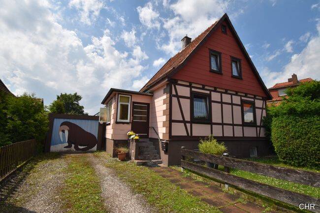 Kleines uriges Einfamilienhaus mit ebenerdigem Grundstück – ruhig und dennoch zentrumsnah, 37441 Bad Sachsa